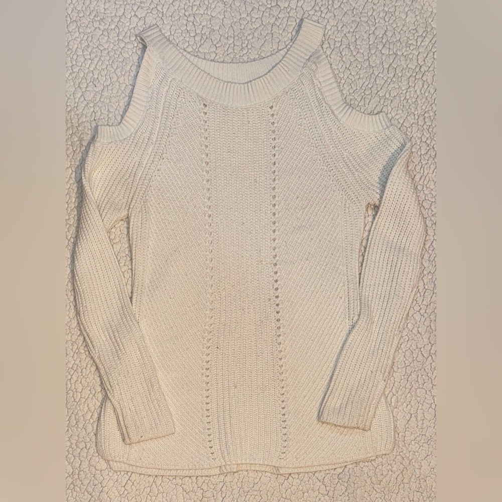 Chelsea 28 Sweater Cold Shoulder White Cream Women’s Small Y2K